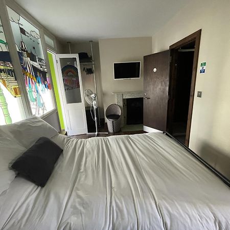 Guest And The City Hove Zimmer foto